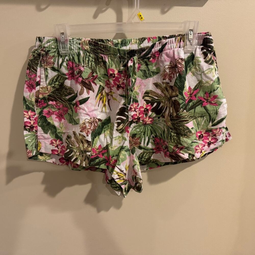 Victoria's Secret Pink and Green Floral Tie Waist Shorts Size Medium